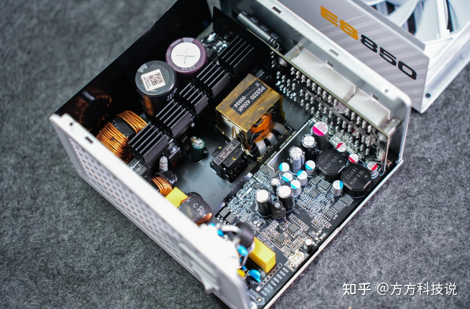 只要6毛1w高性价比850watx30电源aigo爱国者es850金牌模组电源拆解