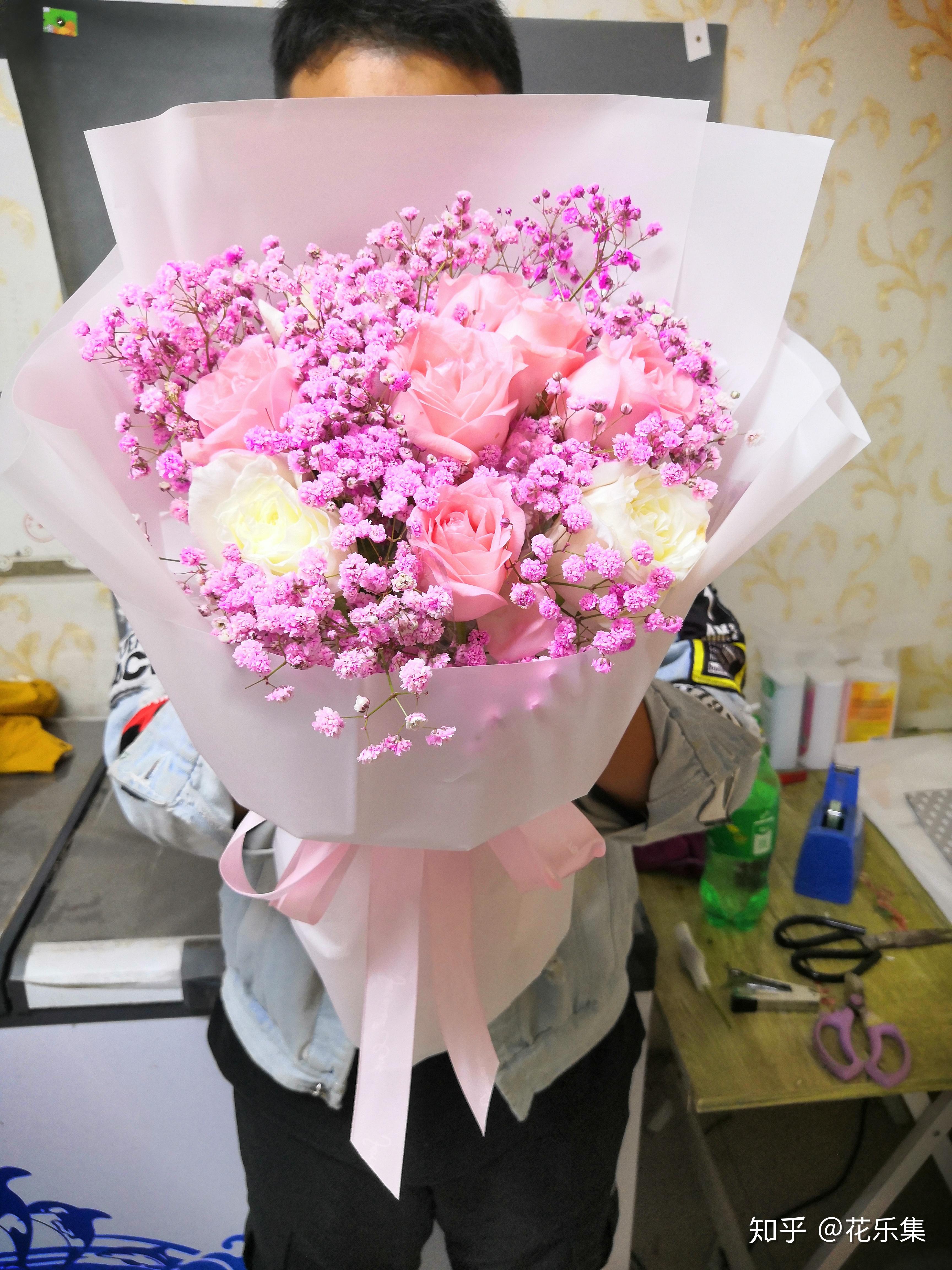 11朵粉玫瑰花束--（适合送闺蜜/好友生日等用花）_爱情鲜花_按用途选购_溢香缘鲜花