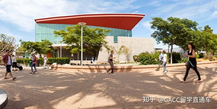 南加州明星社区大学santamonicacollege