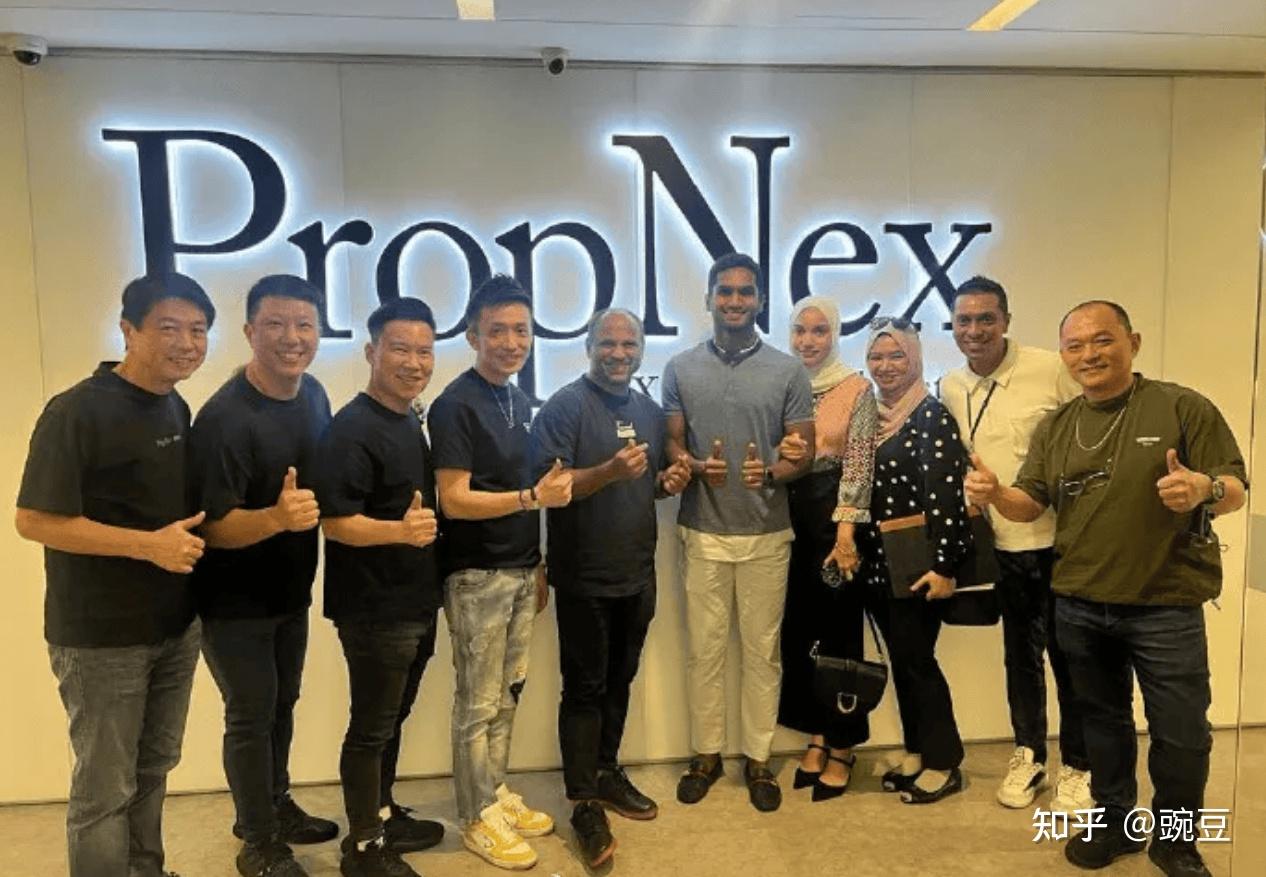 新加坡男足队长是房产中介还是销冠他在俱乐部年薪超150万卖房子是