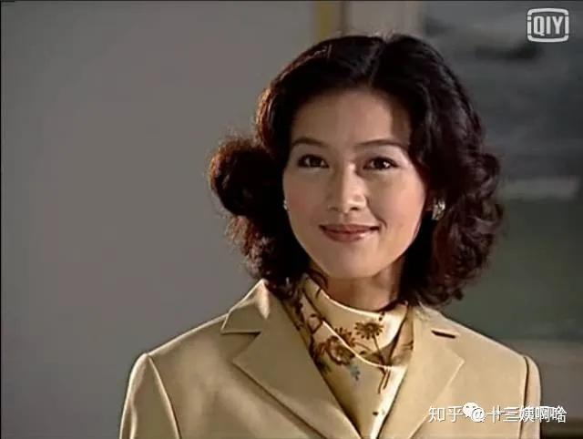 田海蓉娇弱又强势的大家闺秀