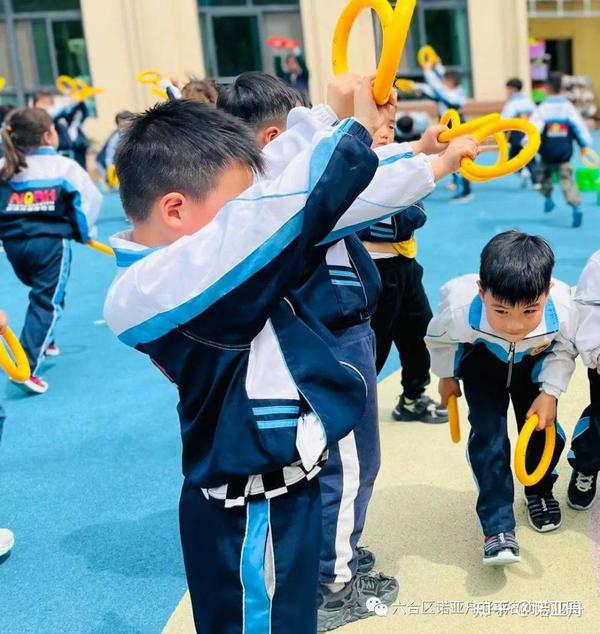早操展风采 悦动向未来——诺亚舟华城名府幼儿园早操评比活动 - 知乎