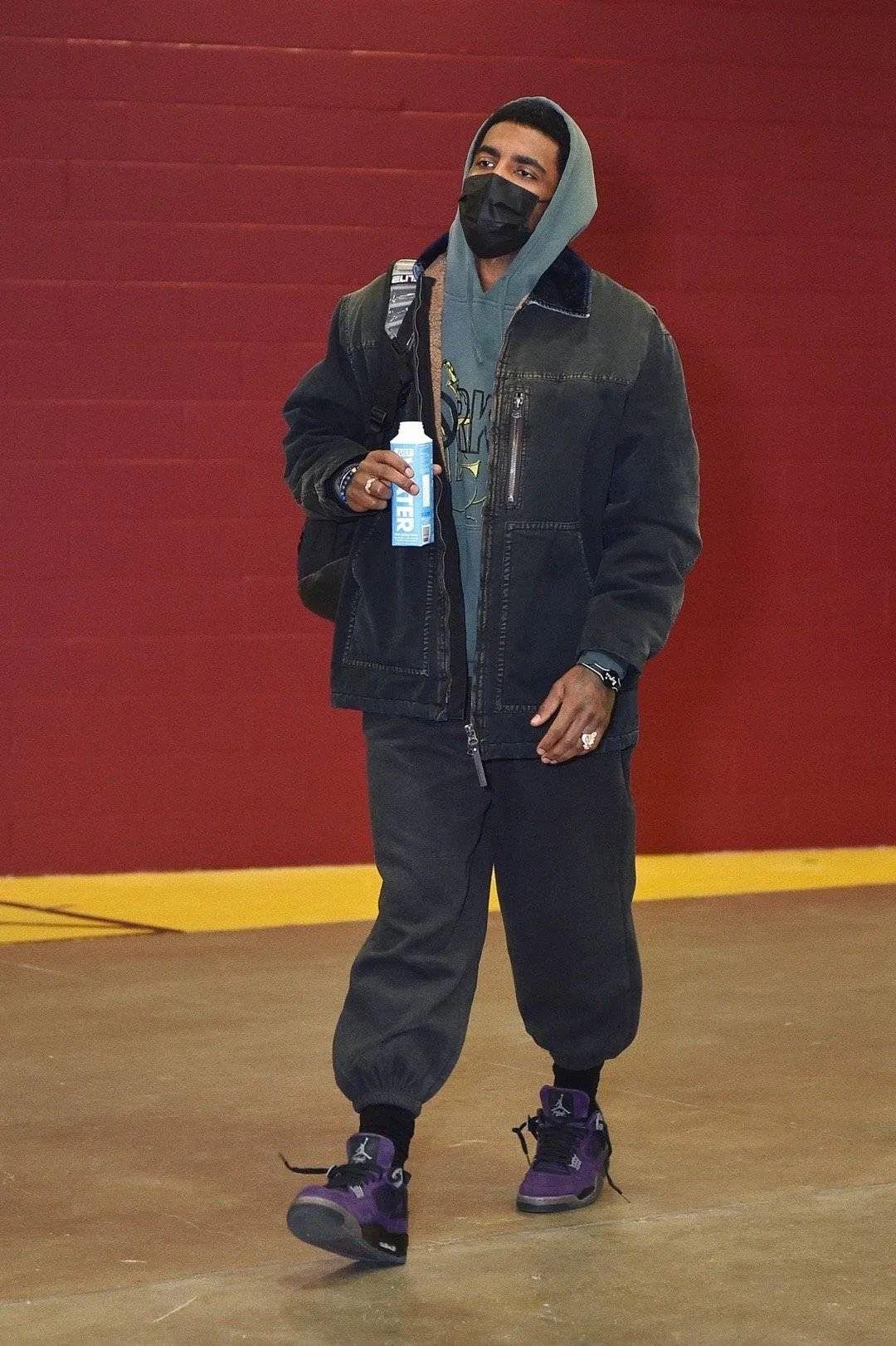 明星上脚这双aj4或许有钱也不一定能买得到