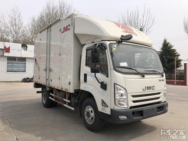 江铃凯锐运载量大配置丰富更符合时下的运输要求