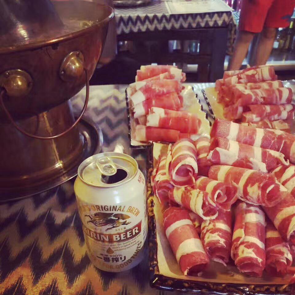 在餐馆朝日啤酒和麒麟啤酒你会点哪一个?