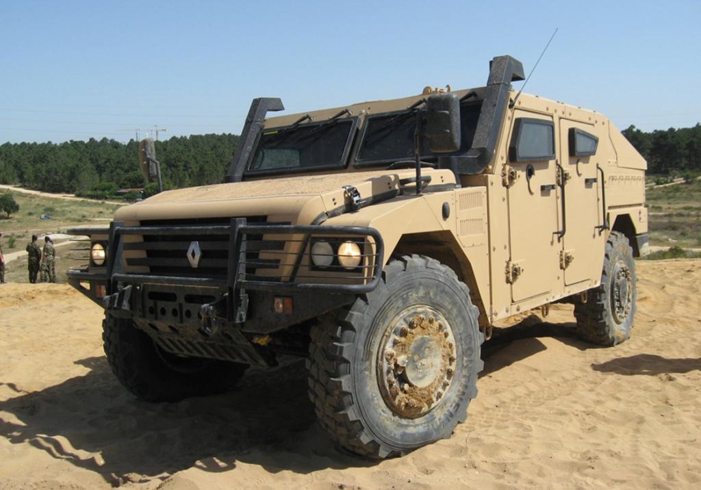 雷诺夏尔巴人3a型装甲车印度军方可能为它放弃摩托车