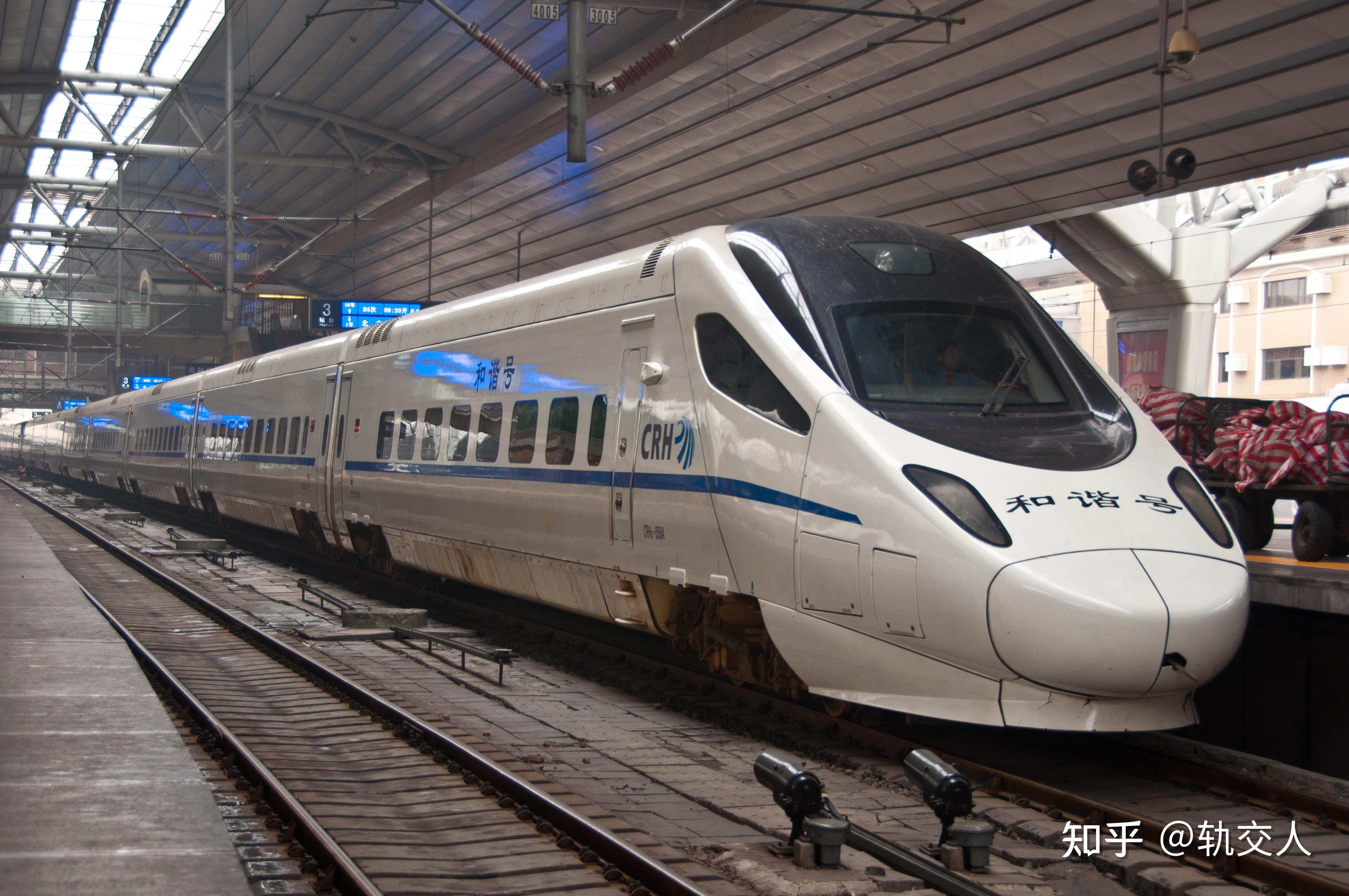 crh1a动车组而中国利用庞大的市场,通过招标和技术引进,开始在国内