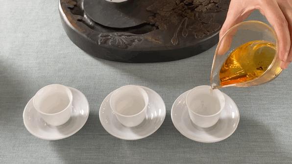 泡茶招待客人,如何做到完美的分茶,这些细节要留意