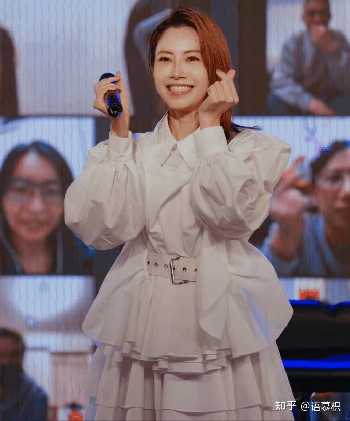 徐怀钰被呛表演划水,经纪人回应:她不是少女,遭酸:不红有原因 - 知乎