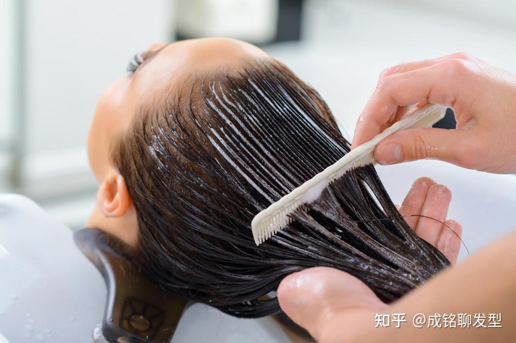 做柔顺几天可以洗头发?没有那么多讲究,但洗发方式和护理是重点 - 知乎