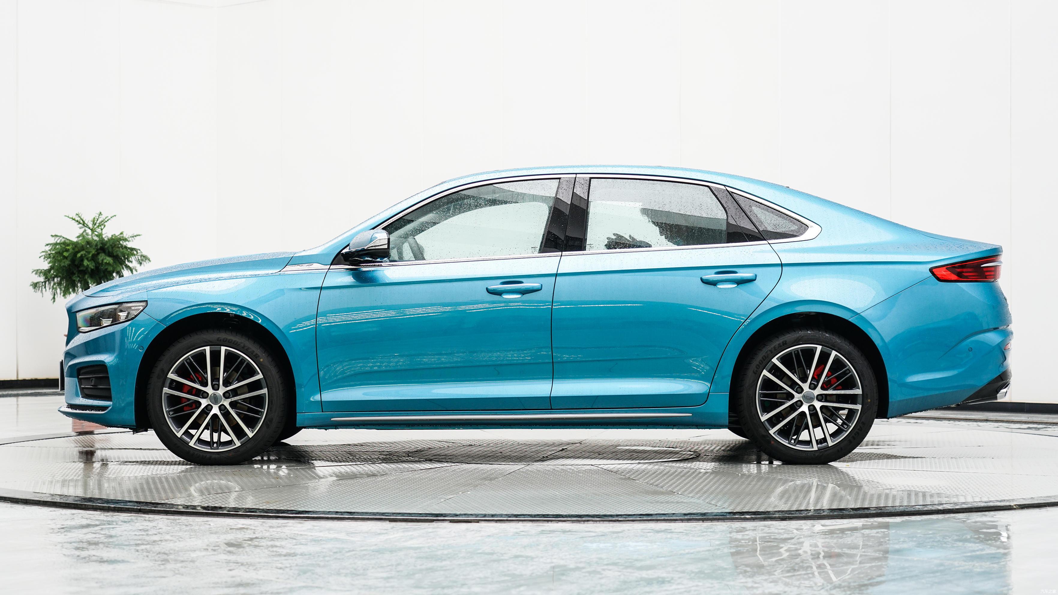 国产a级车新标杆详解吉利preface