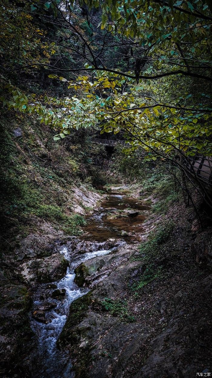 一人一唐,自驾洛南金丝峡,瞰五彩斑斓深秋神瀑峡沟