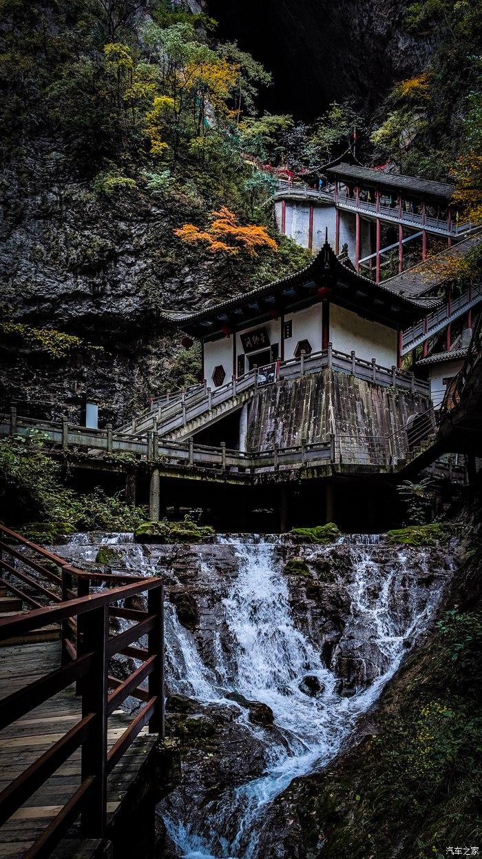 一人一唐,自驾洛南金丝峡,瞰五彩斑斓深秋神瀑峡沟