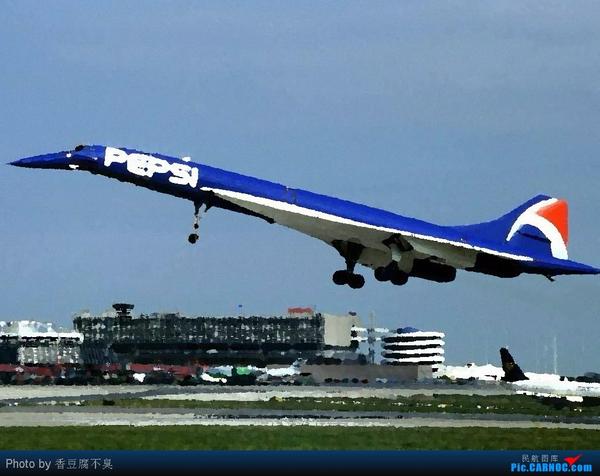 民用航空飞机的底色为什么基本上都是白色?