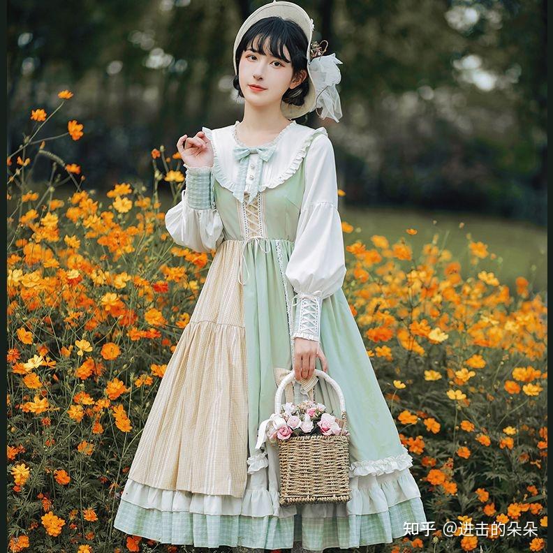 有没有比较日常的那种lolita推荐一下？ - 知乎