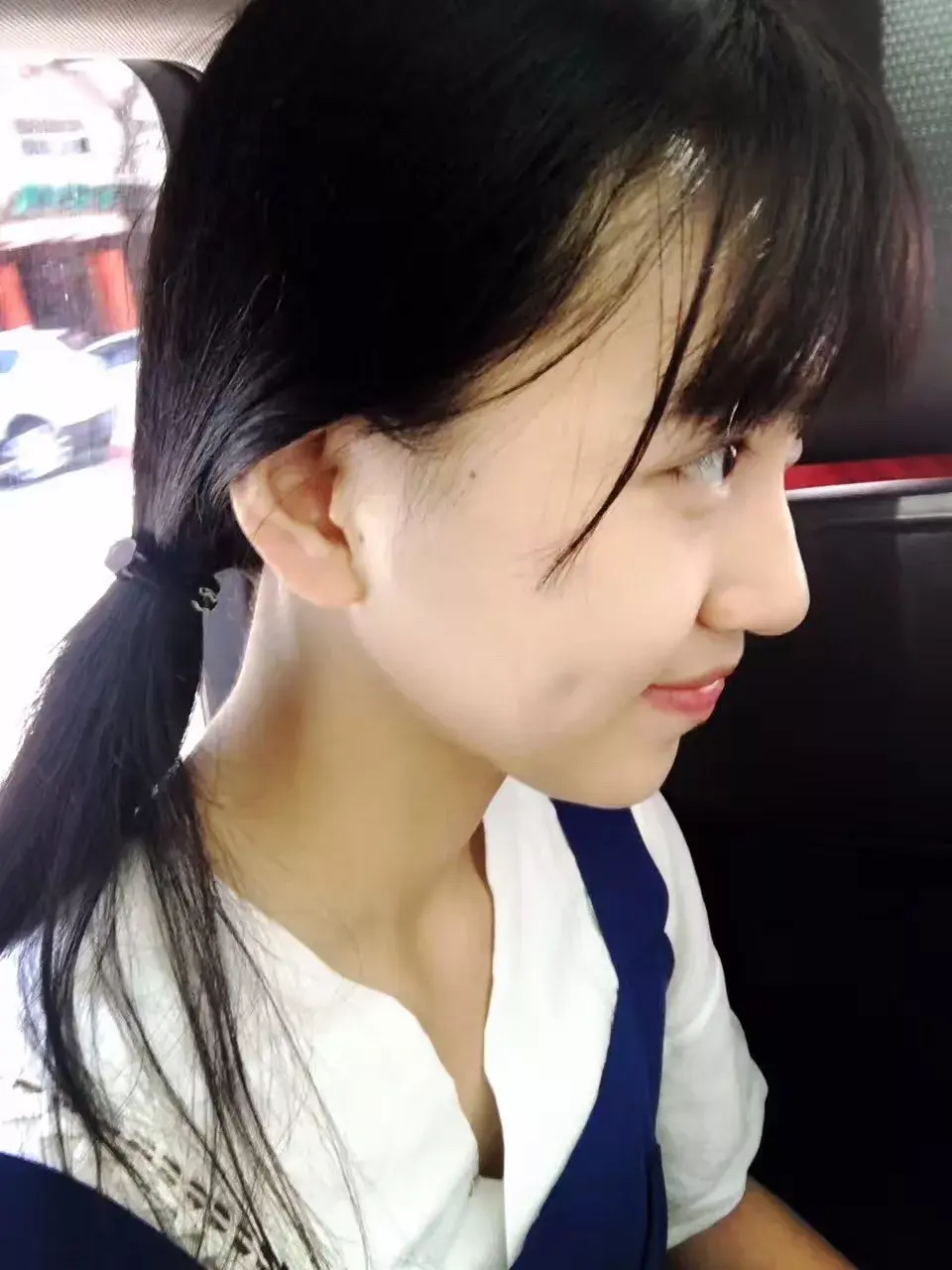 吴丹妮谨小慎微谨小慎微生活的所有经历都必将慢慢变得经世致用