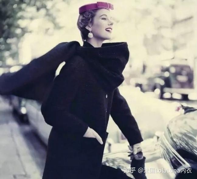 性感美图▎最老的超模最年轻的心态卡门戴尔奥利菲斯