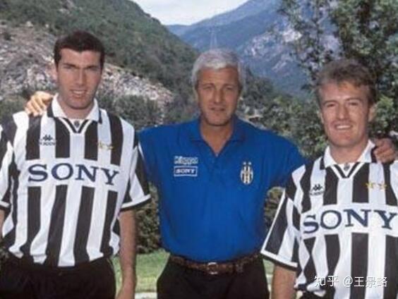 如何评价 2018 俄罗斯世界杯决赛双方打出罕见