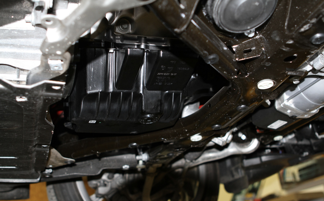 ask御风派丨宝马塑料油底壳是"高科技"吗?