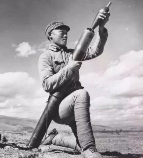 老山狙击炮手郑钰把火箭筒当狙击枪打摸黑开炮也命中