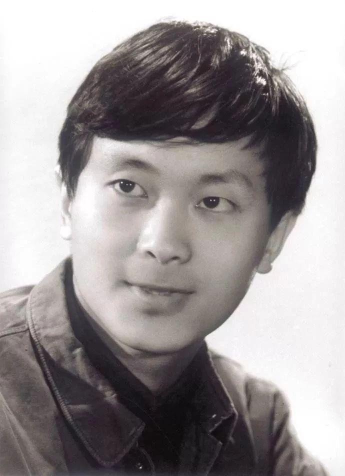 从海子,骆一禾再到顾城,年轻诗人的相继死亡,成了上世纪末诗歌繁荣