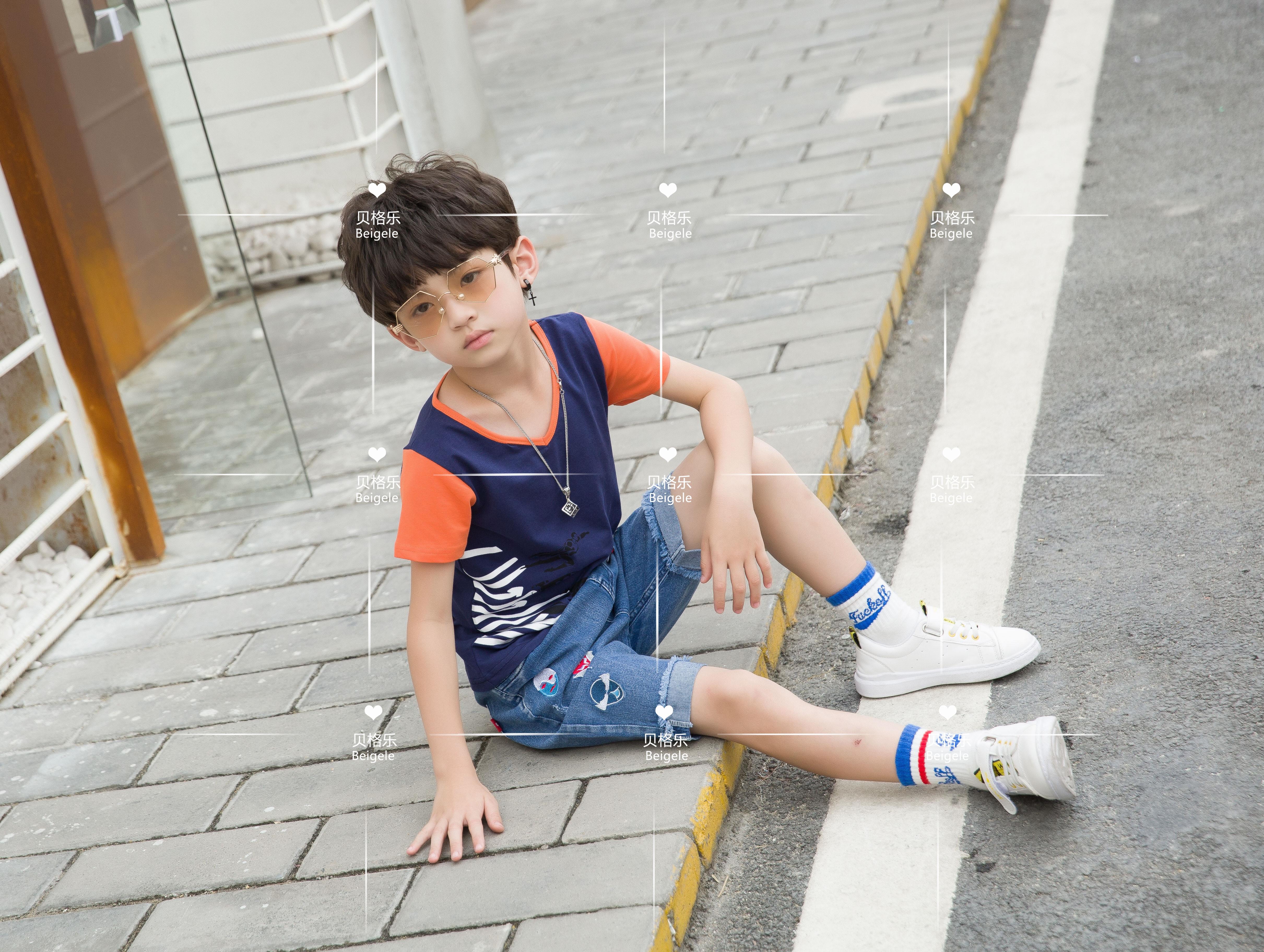 贝格乐童装品牌给孩子一个美好童年