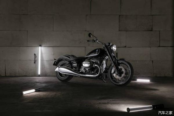 宝马1800cc摩托车 宝马1800cc多少钱 宝马1800摩托车价格