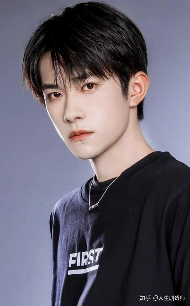 易烊千玺流量小生or实力派明星