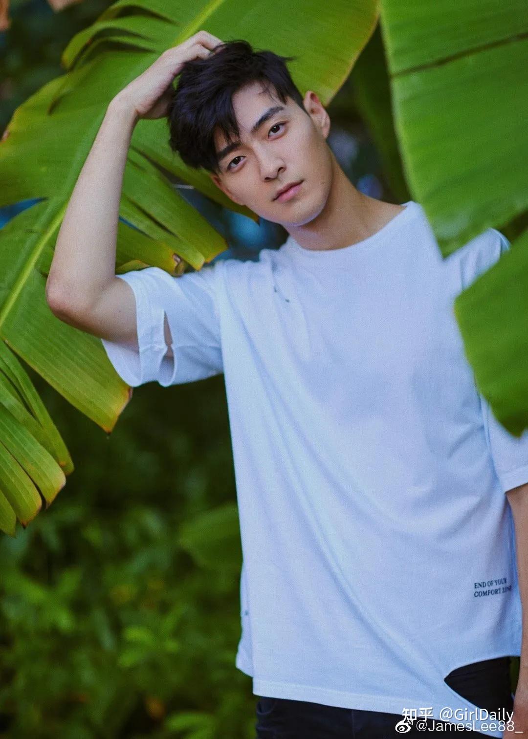 193cm的亚裔男神终于回归了因伤退圈6年如今复出秒杀小鲜肉