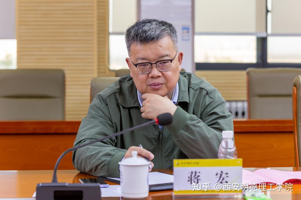 南昌应用技术师范学院理事长蒋宏一行来校调研交流