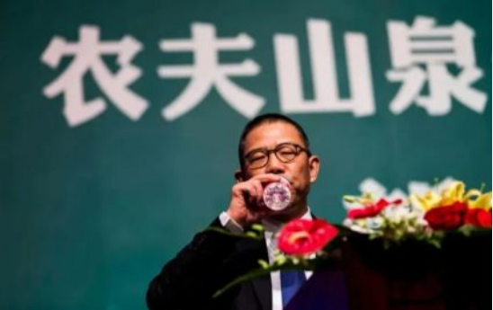 非简单公关事件给农夫山泉的建议稳住自查自省从困境蜕变