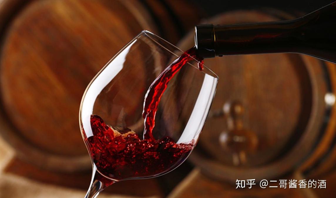 白酒喝多了会不会中风 v2-68974b63f456392e526ab43a207a4272_r.jpg