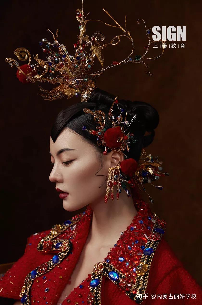 阿m巴黎高定时装周上善造型国际首秀造型导师