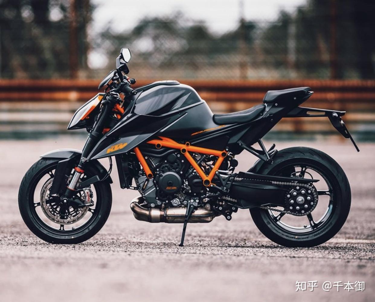 我罗列几款大众最需要的ktm摩托车你看上了哪款
