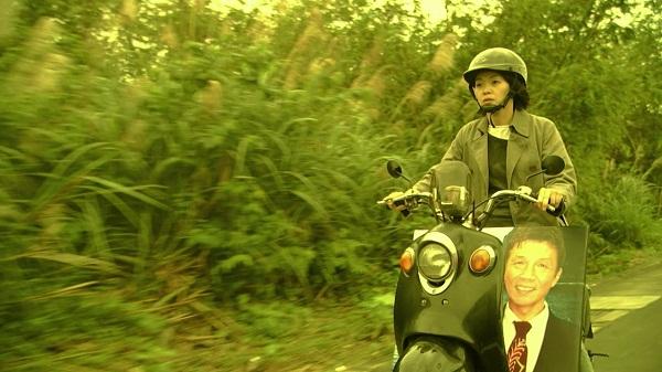 父后七日为什么越是巨大的悲伤我们越嬉皮笑脸