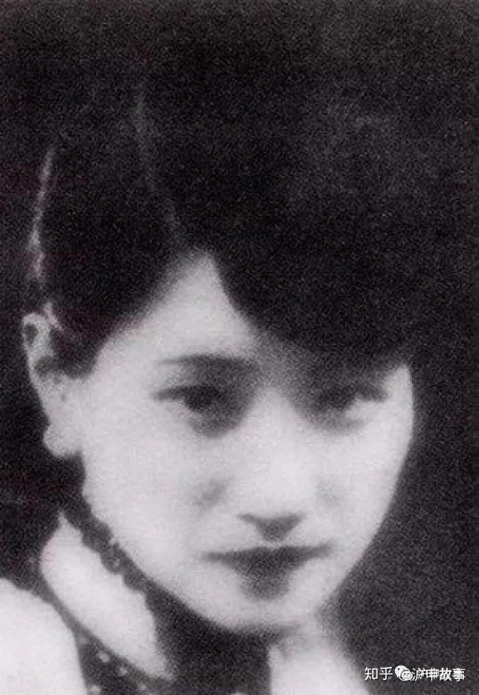 徐志摩死时陆小曼多少岁 v2-68fad3d3636af074a9f5ab982ec7b562_r.jpg