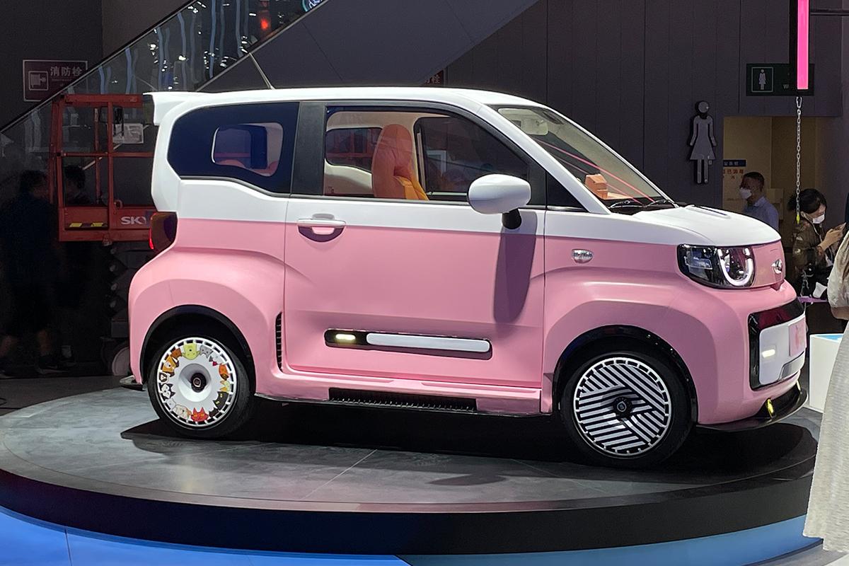 2021成都车展探馆奇瑞qq冰淇淋桃欢喜