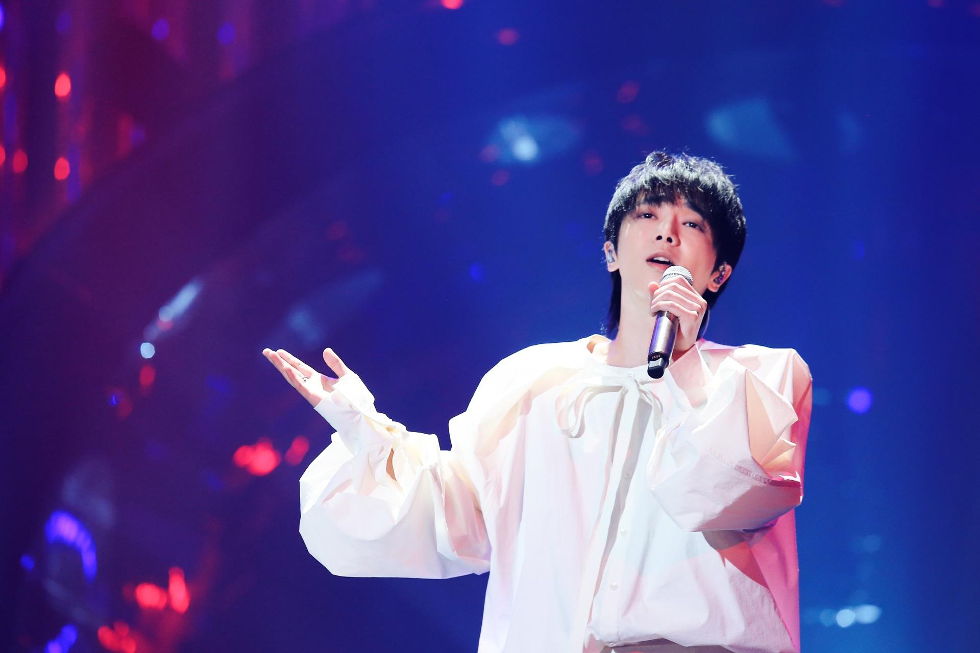 如何评价华晨宇在歌手2018第五期演唱的这首孩子