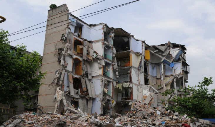 住在高层,发生地震怎么办?怎么逃生?