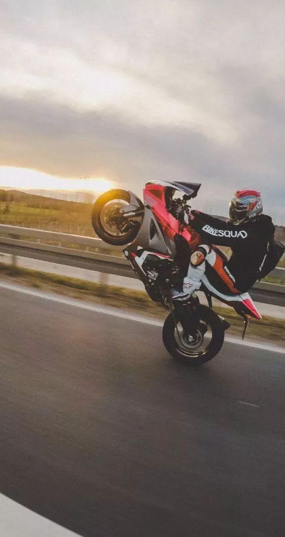 把最近私藏的一些好图分享给各位,无论是换壁纸还是发朋友圈都是逼格