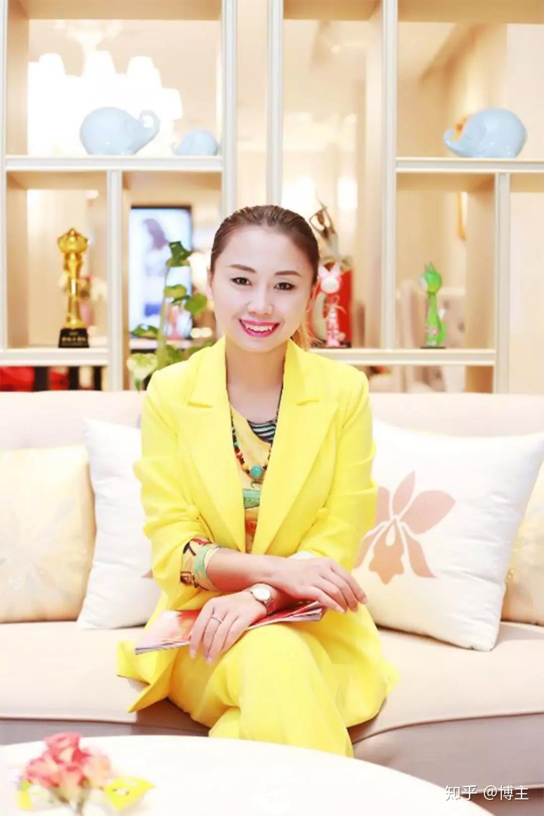 知名人物主持人介绍杨娇书香赫本新女性成长平台品牌创始人大学副教授