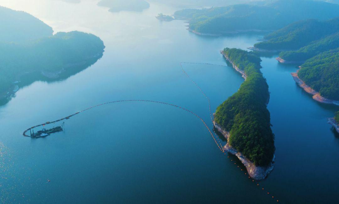 《长江保护修复攻坚战浙江省实施方案》,力争率先建成长江经济带生态