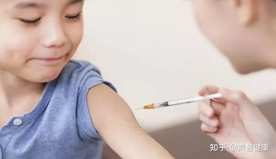 孩子打新冠疫苗后发低烧正常吗?剂量为啥和大人一样多?