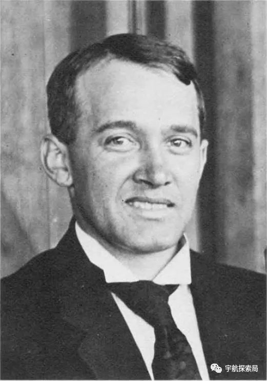 的哈勃,而是集数学天赋和科学素养于一身的杰出天文学家斯里弗(vesto