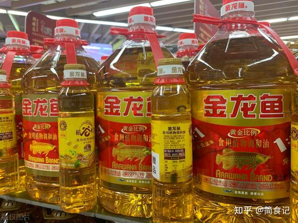 买食用油时优质油桶标签