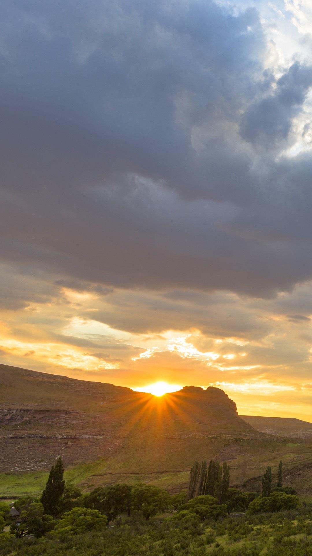 有哪些适合iphone12用的高清壁纸