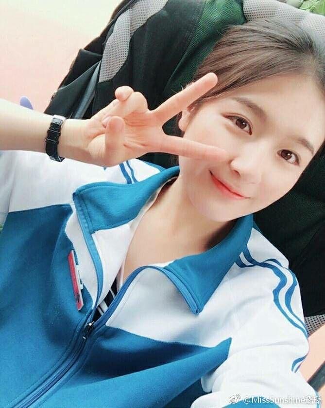 你见过最美的高中女生是什么样子?