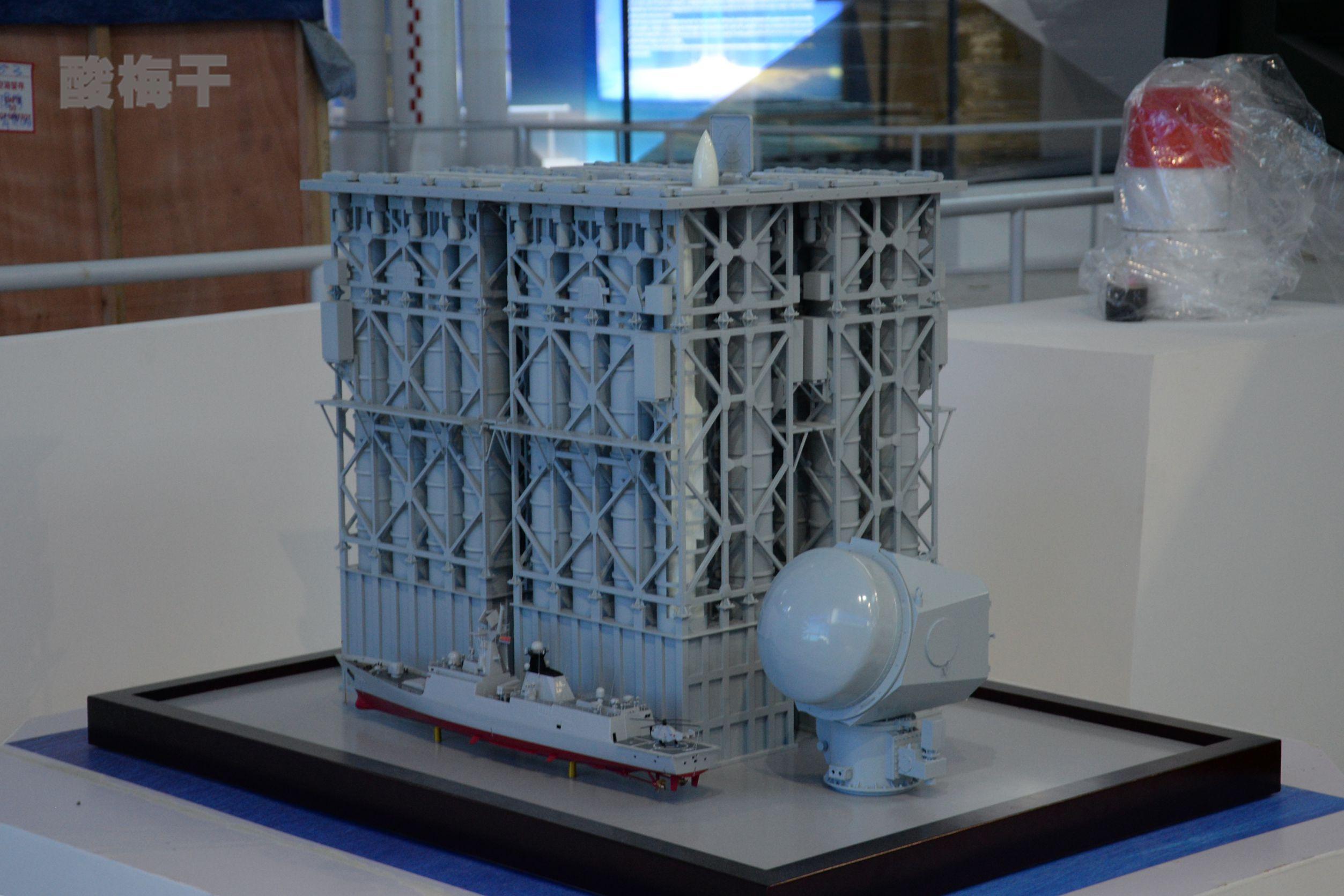 054a型护卫舰上所使用的热垂发实际上也是一种通用垂发,其可以发射