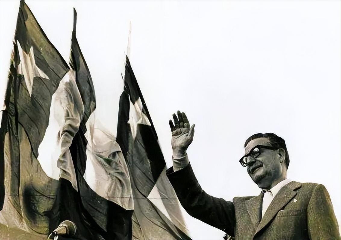 值得一提的是,在整个阿连德执政期间,美国政府从始至终都跟智利保持着