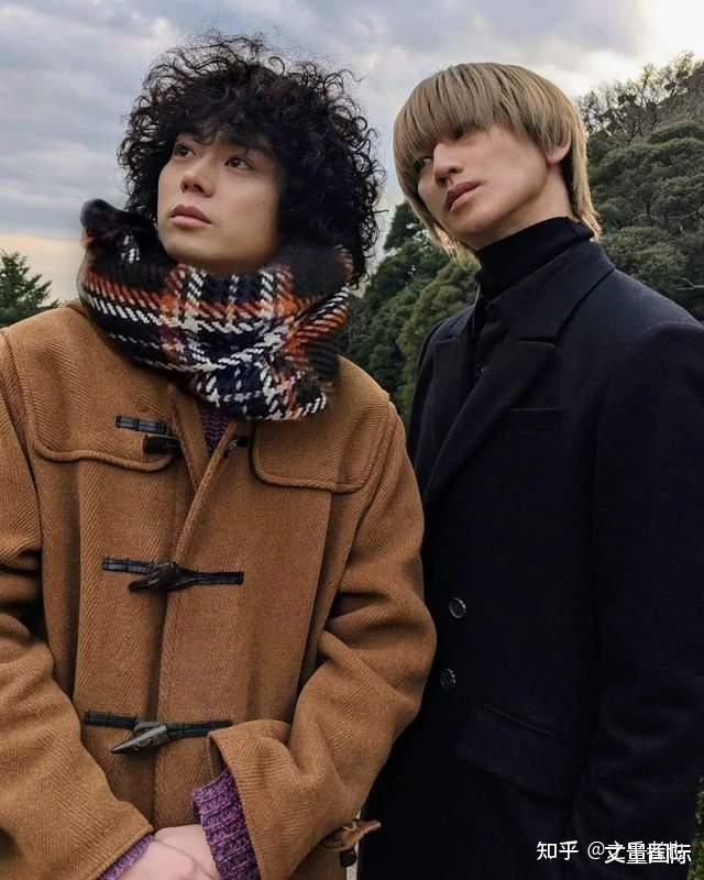 一名平凡的大学生,透过敏锐的观察力和逻辑,找出盲点,揭开事实.